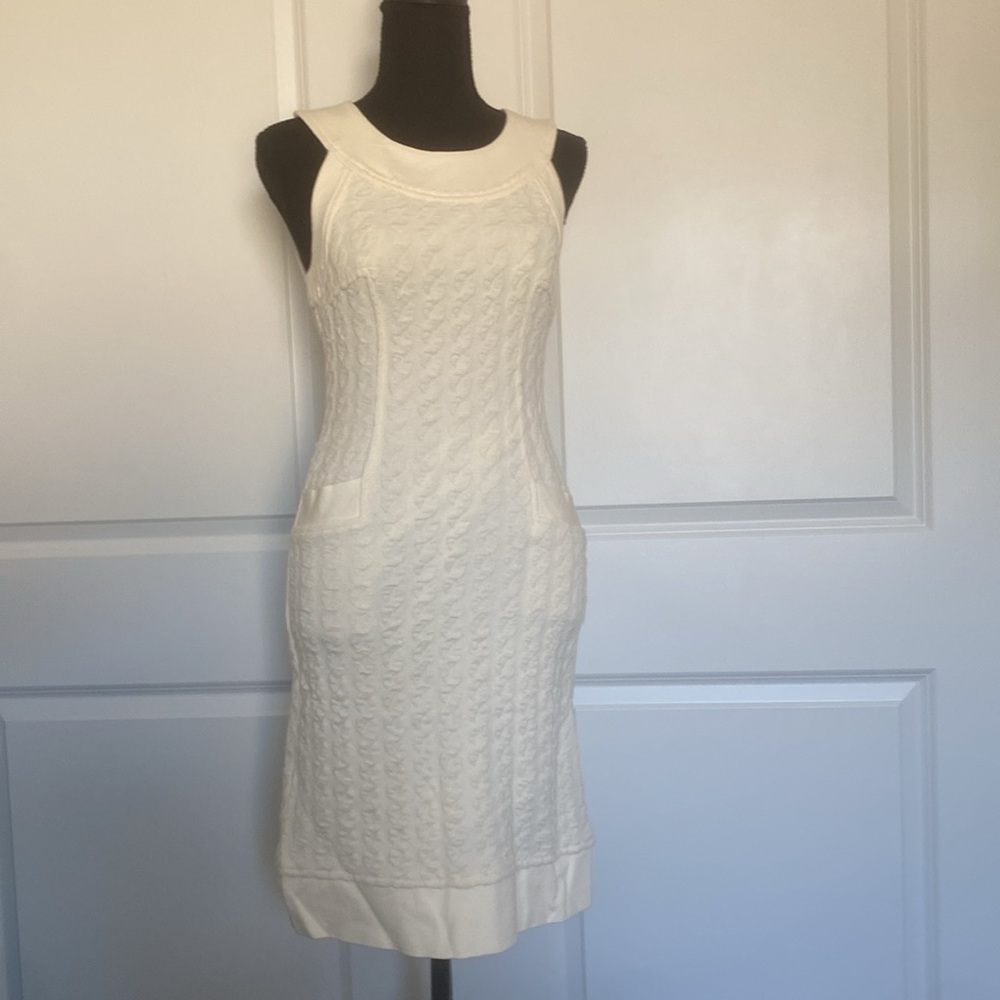 Beige‎ by eci Dress Size 2